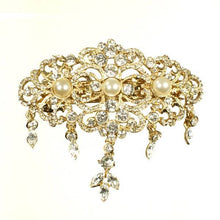Load image into Gallery viewer, Button Pearl Bridal Hair Comb No.3
