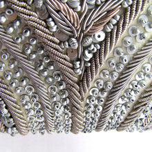 Load image into Gallery viewer, Antique Style Bag