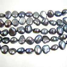 Load image into Gallery viewer, Victorian Agate Pearl Clasp Bracelet