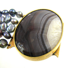 Load image into Gallery viewer, Victorian Agate Pearl Clasp Bracelet