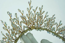 Load image into Gallery viewer, Gold Sprig Tiara