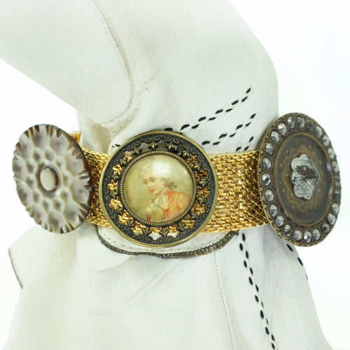 Button Bracelet