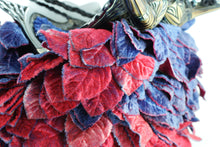 Load image into Gallery viewer, Vintage Velvet Handbag