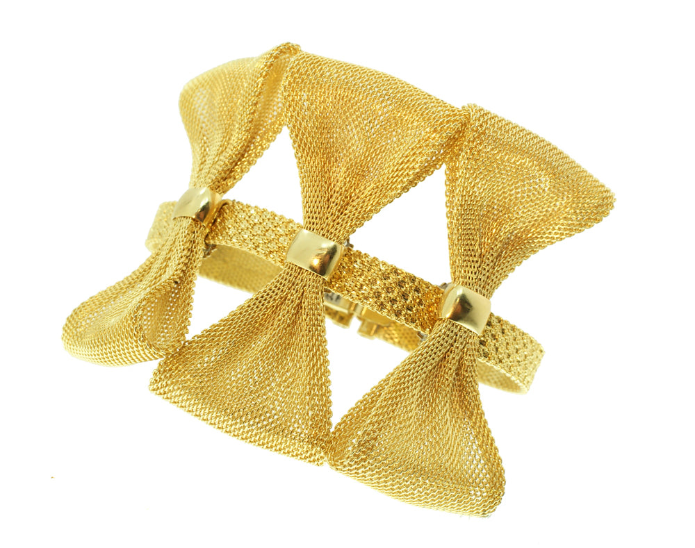 Gold Bow Bracelet