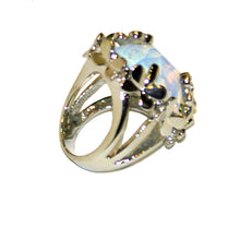 Load image into Gallery viewer, Moonstone Cocktail ring