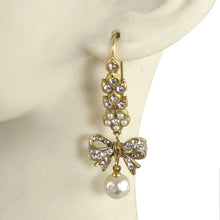 Load image into Gallery viewer, Flower and Bow earrings