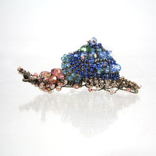 Load image into Gallery viewer, Wirework and beadwork Snail