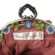 Load image into Gallery viewer, Velvet Petalled handbag