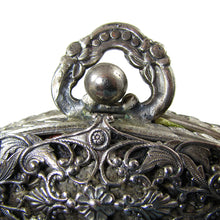 Load image into Gallery viewer, Velvet Petalled handbag