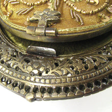 Load image into Gallery viewer, Gold Applique handbag