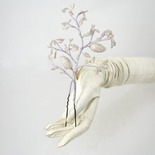 Load image into Gallery viewer, Leaf Hairpin