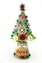 Load image into Gallery viewer, Christmas tree No.3
