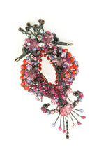 Load image into Gallery viewer, Double Seahorse Wirework and Bead Brooch