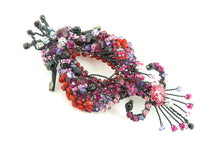 Load image into Gallery viewer, Double Seahorse Wirework and Bead Brooch