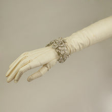 Load image into Gallery viewer, Rose Bracelet