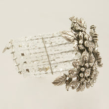 Load image into Gallery viewer, Crystal Flower Bracelet