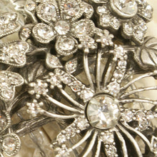 Load image into Gallery viewer, Crystal Flower Bracelet