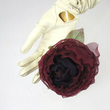 Load image into Gallery viewer, Organdie Button Rose