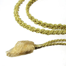 Load image into Gallery viewer, Floral Raffia Basket Handbag