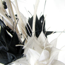 Load image into Gallery viewer, Feather headdress &quot;Black and White&quot;